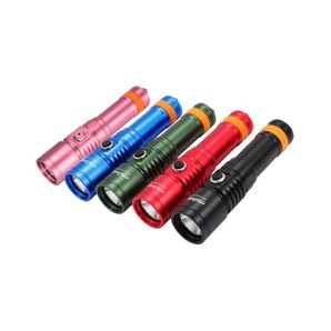 OrcaTorch D710 Max 3000 lm – kompaktowa latarka nurkowa USB-C